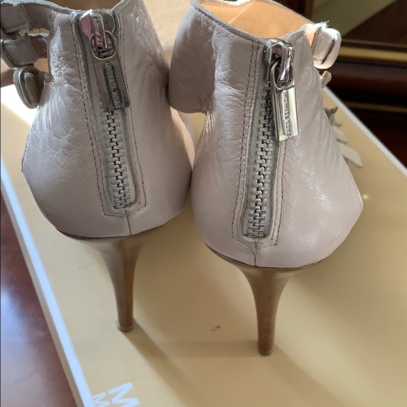 MICHAEL by Michael Kors Strappy high club shoes - Picture 3 of 8